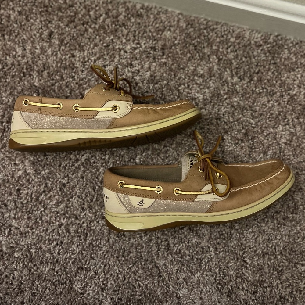 ⭐️B2G1⭐️ SPERRY TOPSIDER BOAT SHOES WITH GOLD SPARKLE